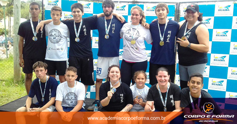 Equipe Dragons TKD da Academia Corpo e Forma